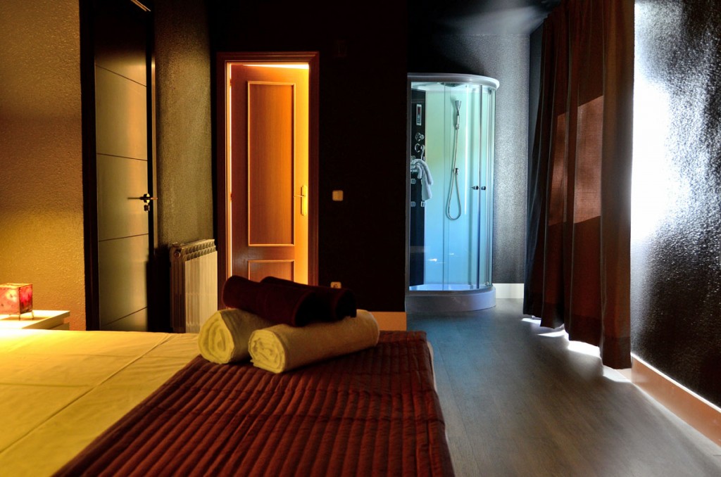 Purple Premium Suite vista 3